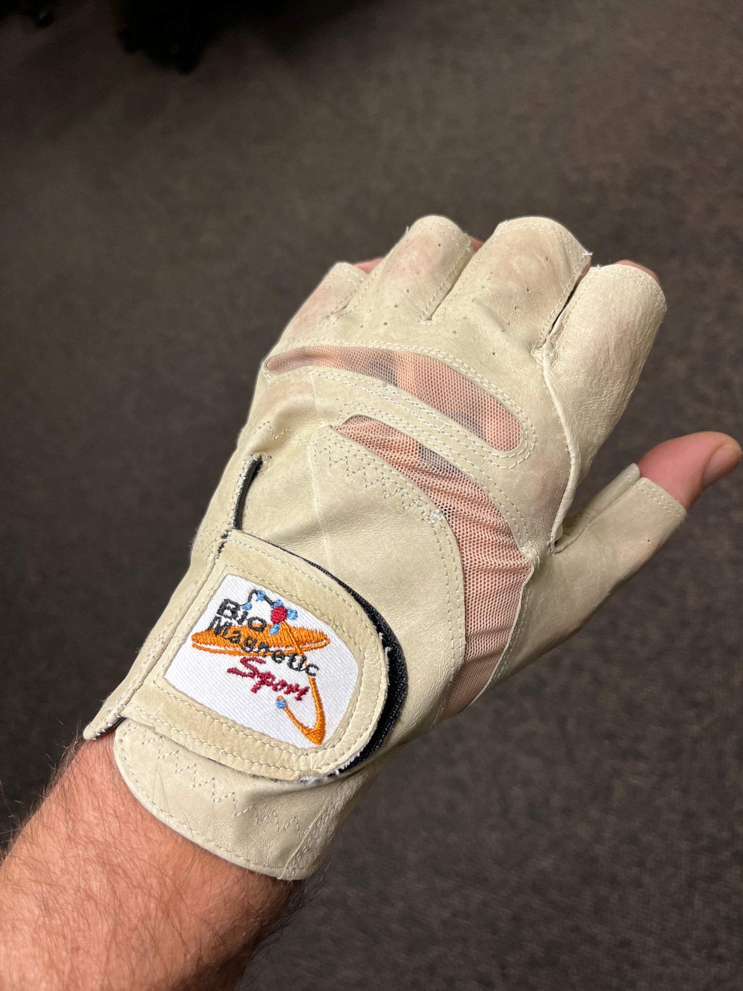 Magnetic Reflex Glove