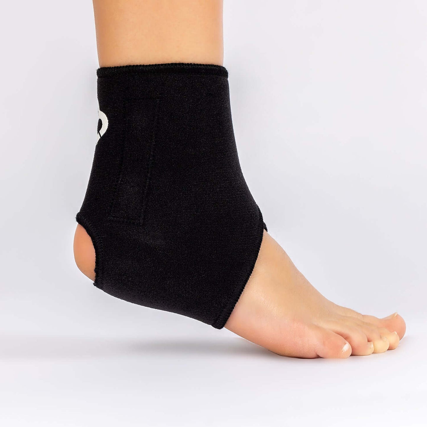 The Bio Magnetic Ankle Support in Black is loaded with 8 therapeutic grade magnets and offers incredible support and compression to the injured ankle.